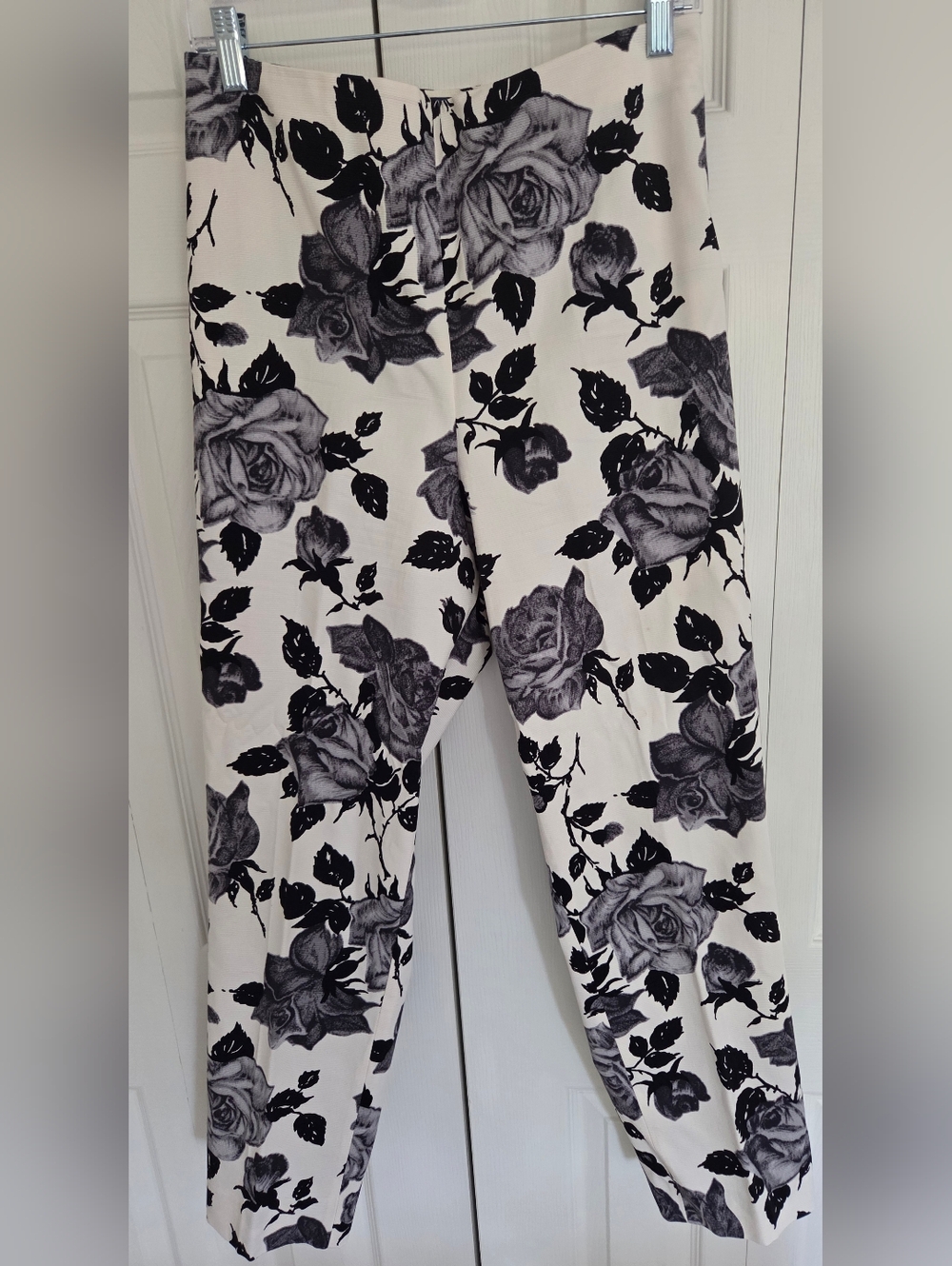 Talbots RSVP Ivory and Black Floral Rose Print Dress Pants
